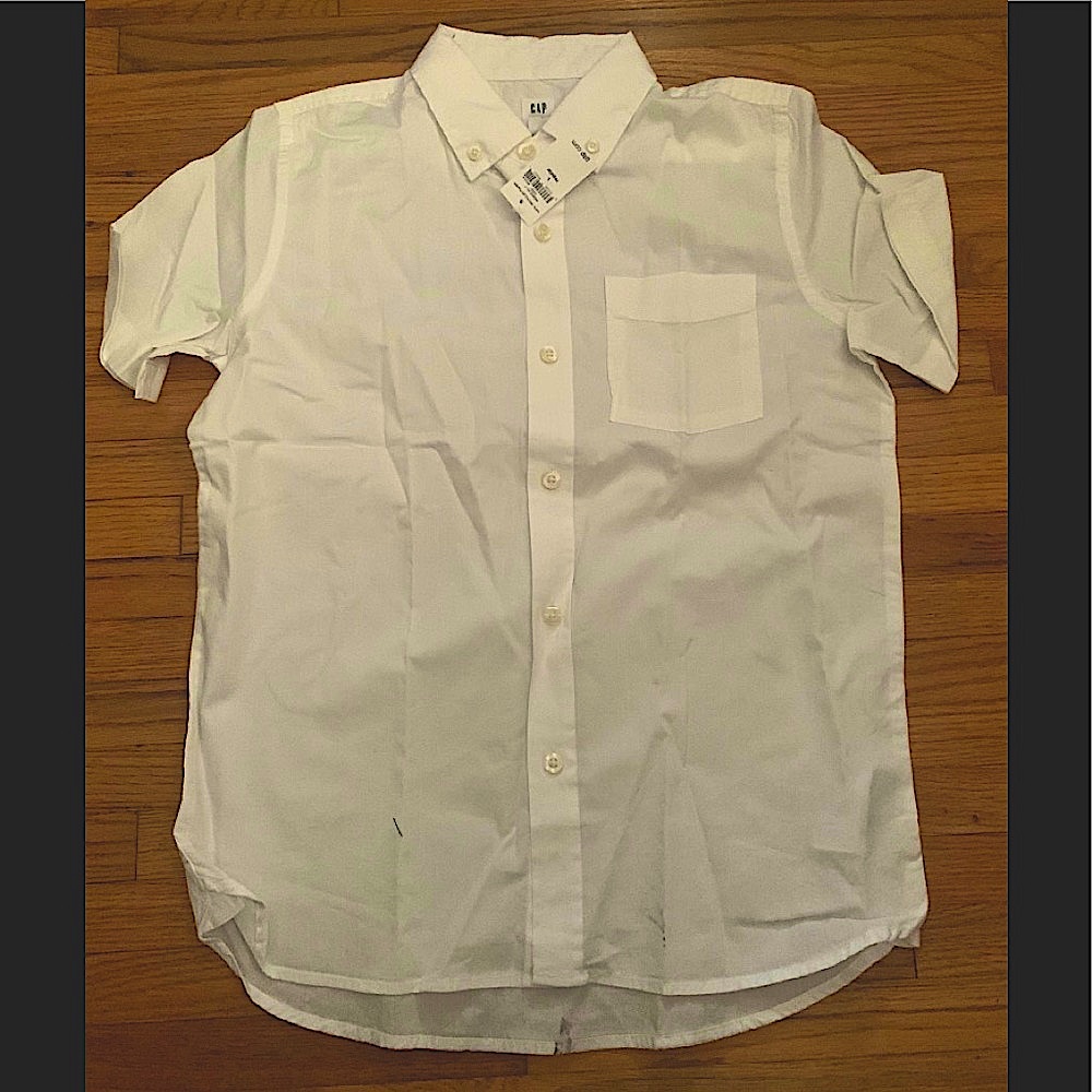 🎷🎷 GAP Boys Button Down Shirt- NWT🎻🎻